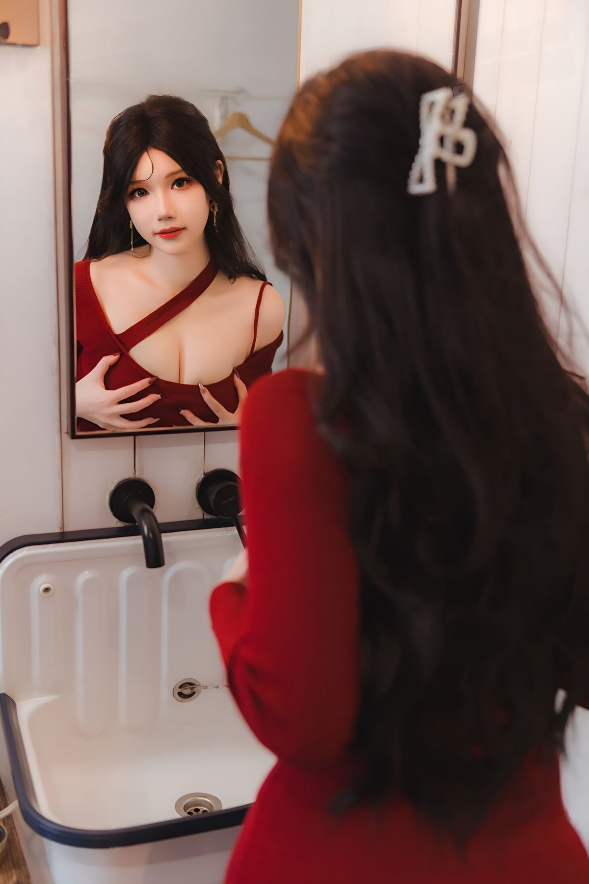 【单套】雪晴Astra：红裙黑丝小娇妻（66张）  第3张