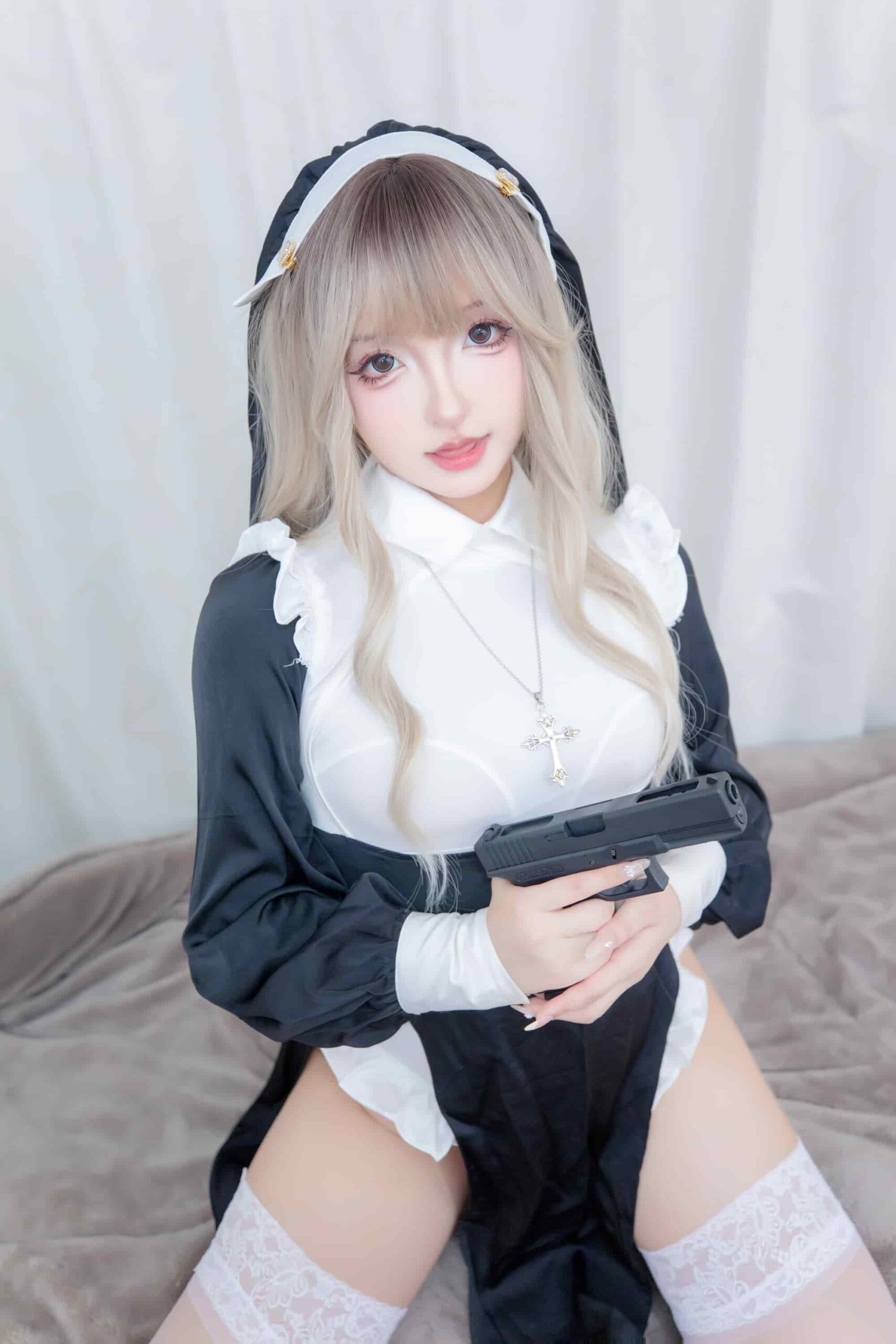 【单套】神楽坂真冬：战斗修女（75张）