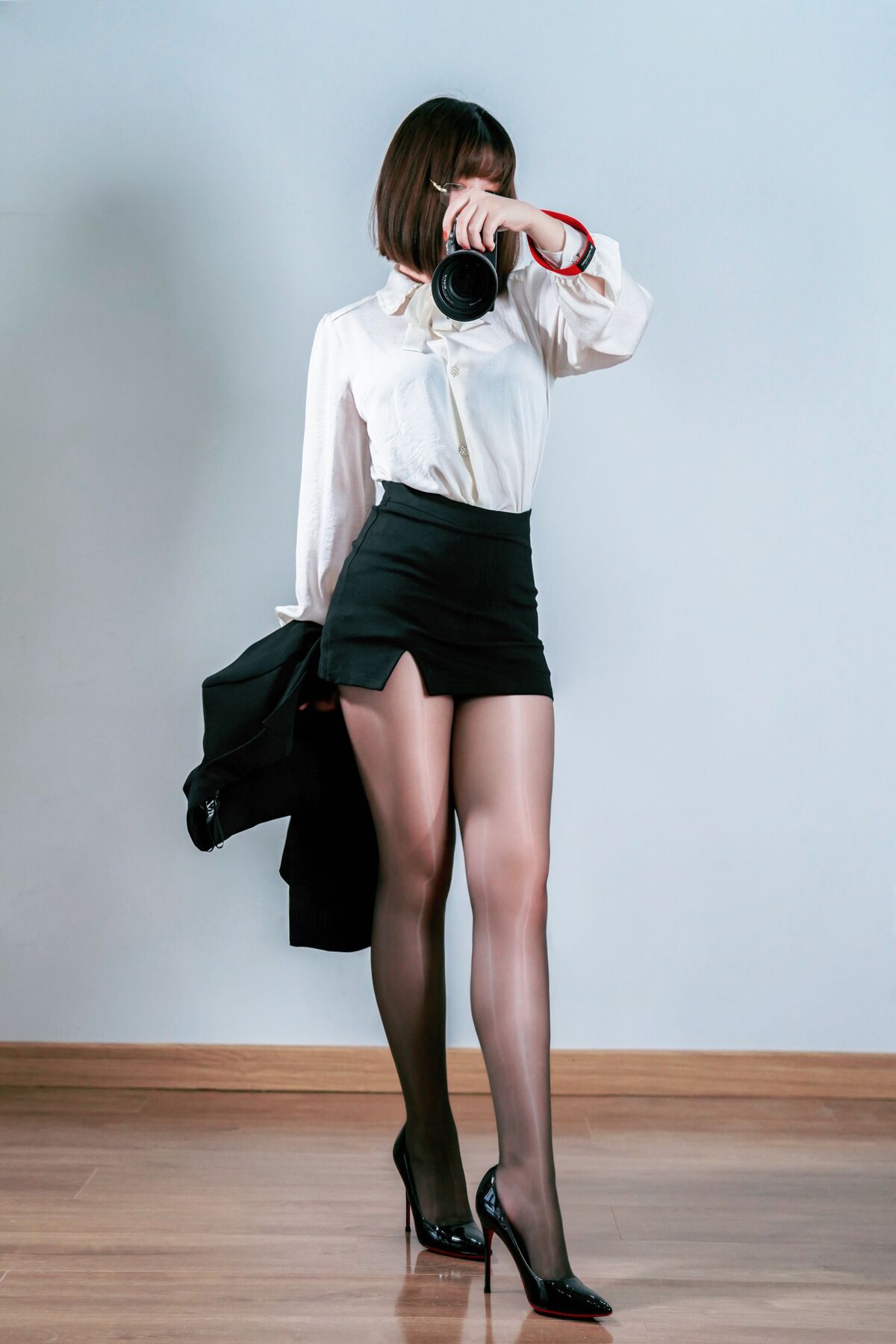 【单套】半半子：OL自撮（29张）  第4张