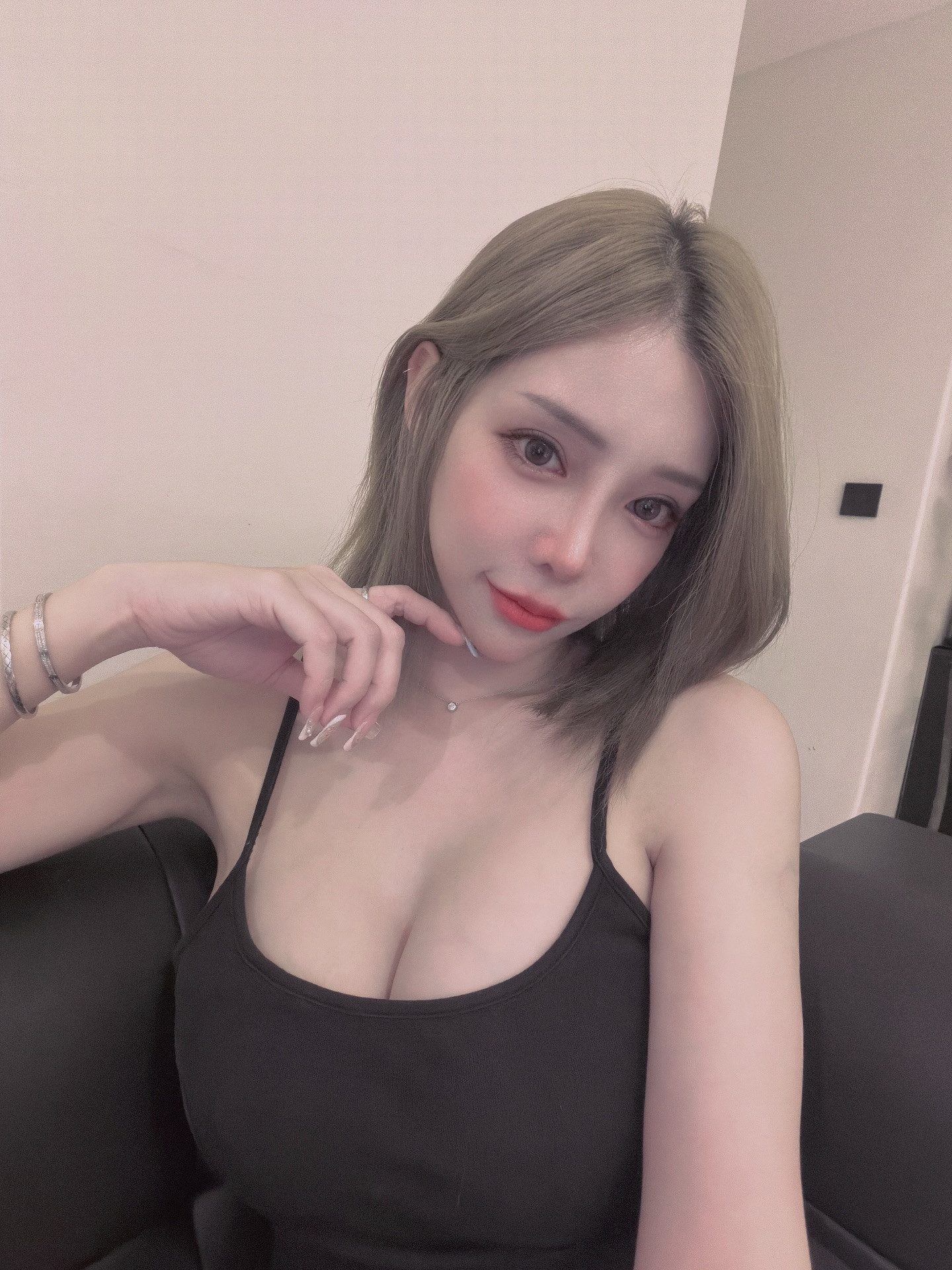 「步步 Dana」红内衣备战，「凶猛奶奶」给大家来拜年！  第10张