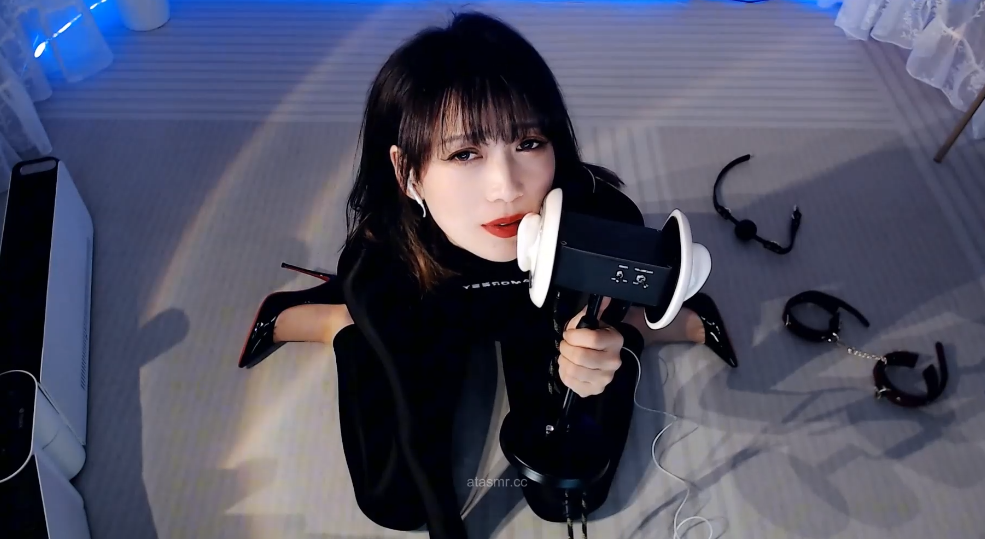 圈圈 ASMR：J妻舔（视频）